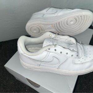Force1 Kids' White Sneakers